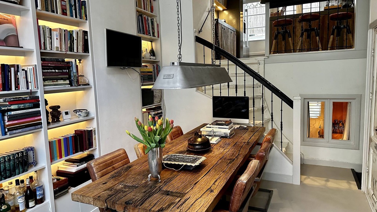 Jordaan Bed & Breakfast | Cosy private apartment in the heart of Jordaan district