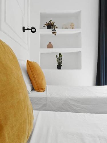 Pieta Cabin | Cosy Room 8