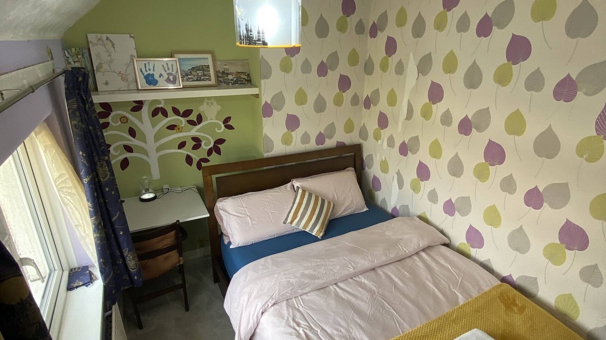 Hillingdon House | Cosy Short Stay near Heathrow