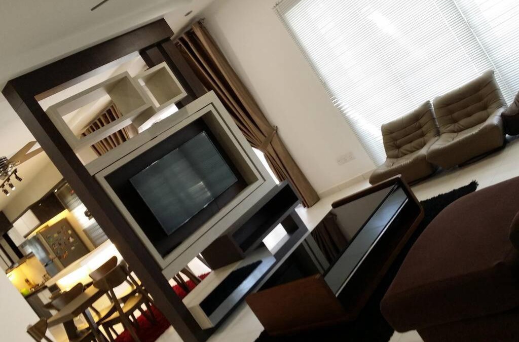 Sri Gading House | Cosy Spacious Homestay in Central Batu Pahat with Wifi & GENTING Clubhouse