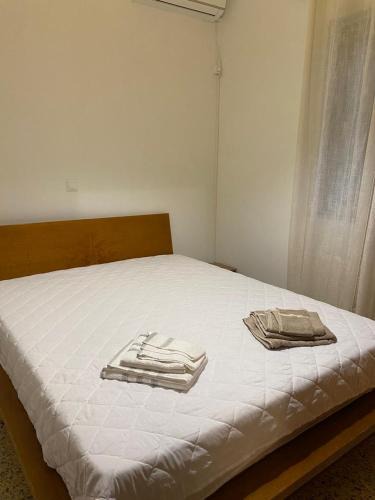 Dilesi House | Cosy spot near the beach only 45 min from Athens