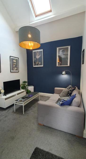 Dolgellau Apartment | Cosy Spring Cottage at Pen Y Coed Hall