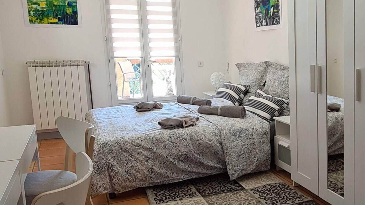 Montagnac Apartment | Cosy Studio 2 between mountains, motherland and vineyards