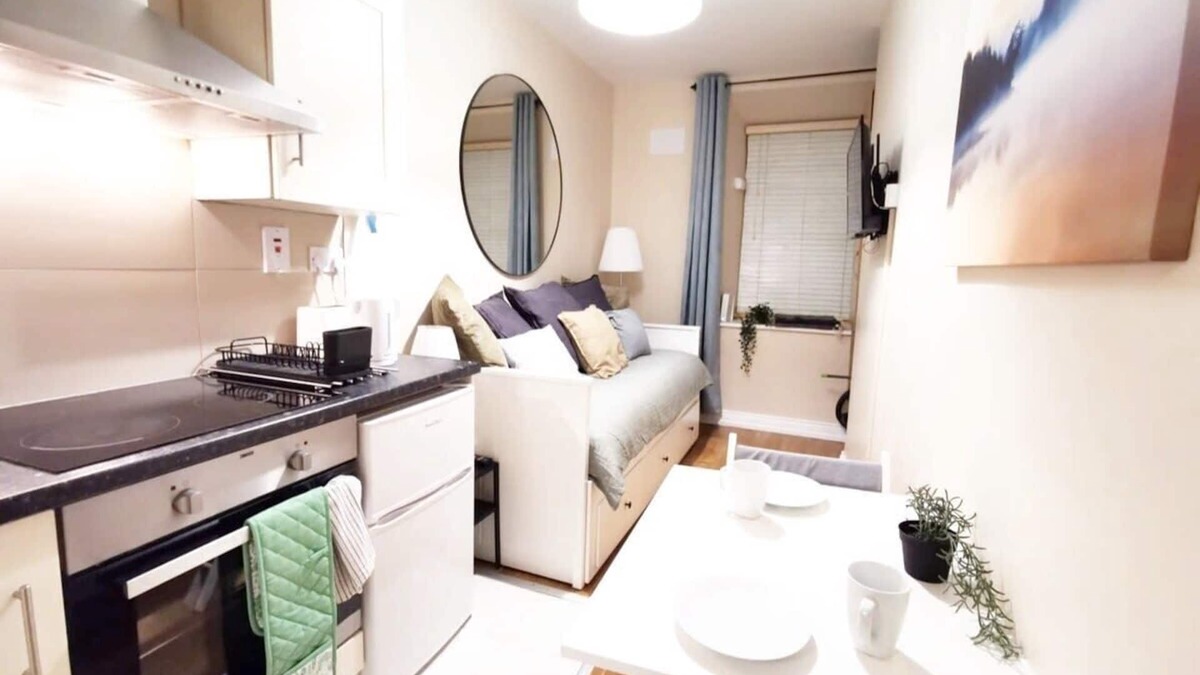 City Centre Dublin Apartment | Cosy Studio right in city centre