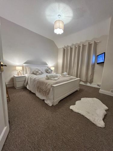 Hull House | Cosy stylish house West Hull