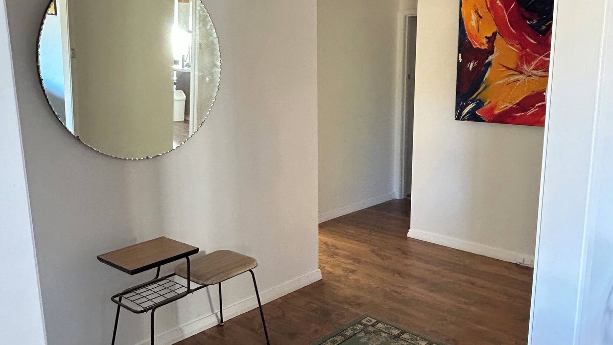 Mansfield House | Cosy Wappan House/Retro Charm in Prime Location with fire place