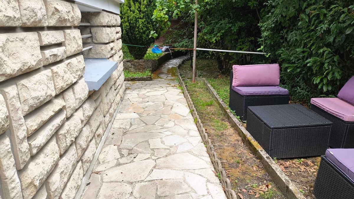 Le-Plessis-Trevise Apartment | Cosy with garden near Disney