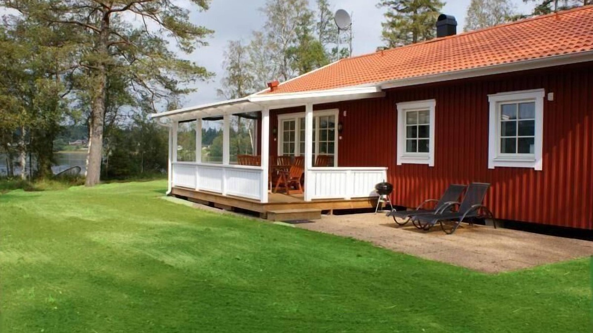 Sexdrega House | Cosy wooden house Udden with own boat