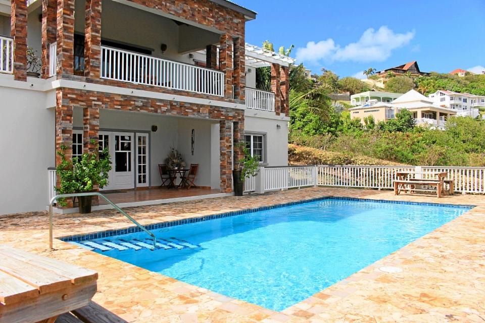 Frigate Bay Apartment | CosyNest