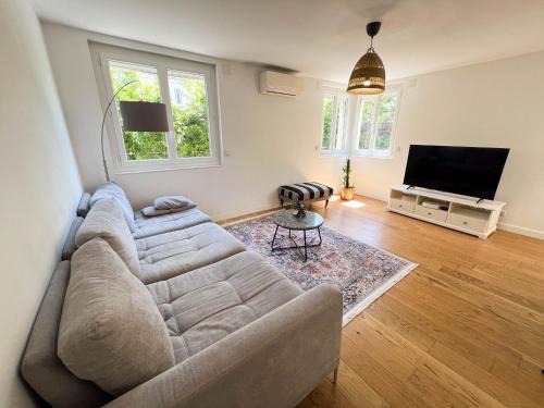 Chanot - Stade Velodrome Apartment | CosyT2 Lumineux, à Deux Pas du Vélodrome