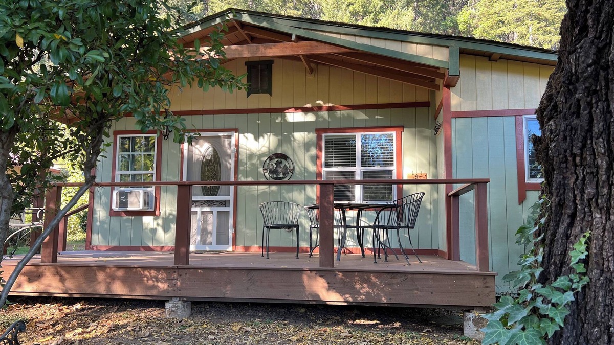 Somes Bar Cottage | cottage 2. 2 bedrooms, 2 bathrooms, full kitchen and front porch