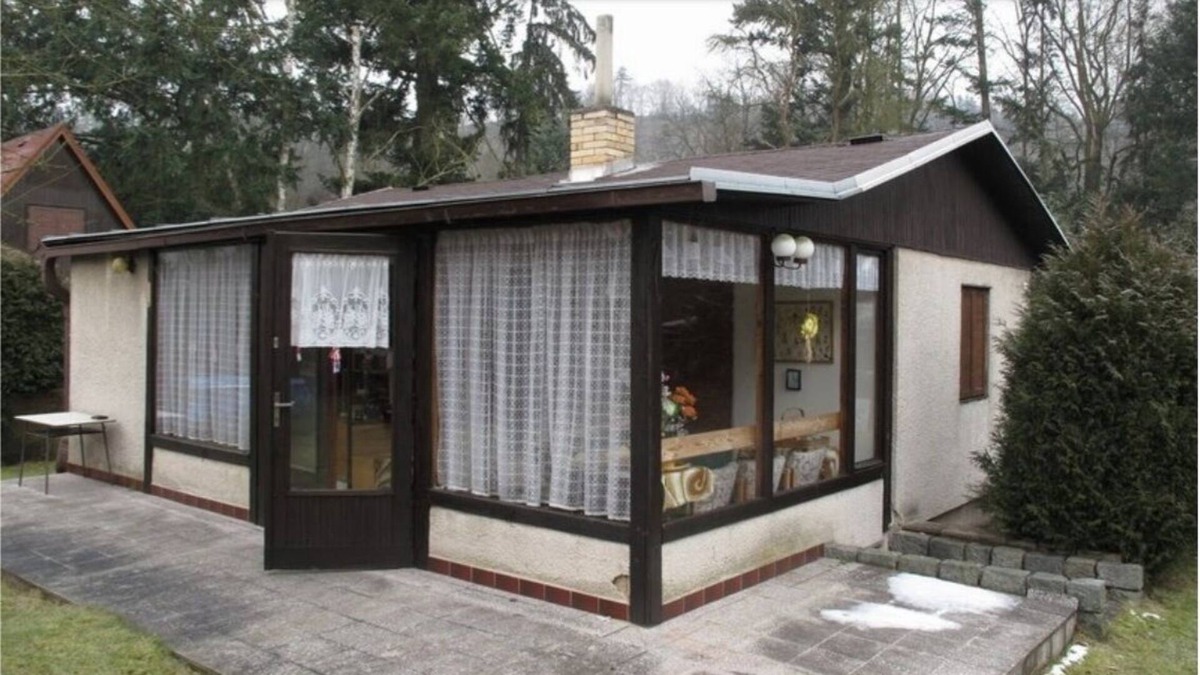 Lsteni Cottage | Cottage 3 min walk to river beach,