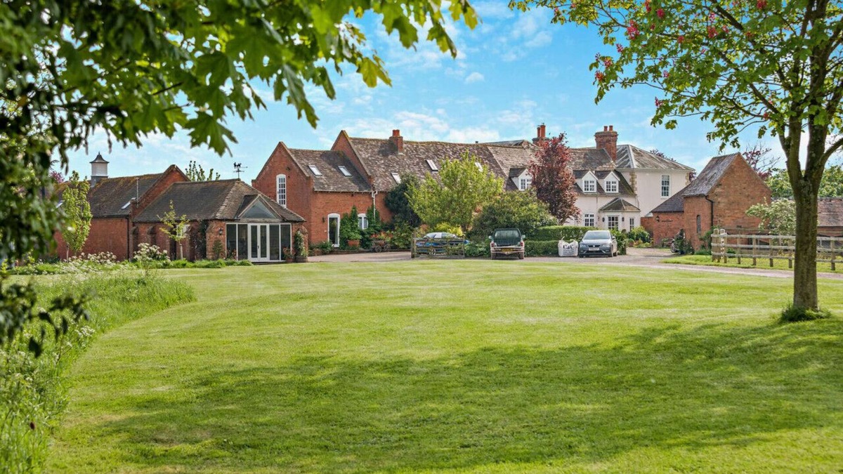 Wichenford House | Cottage at Hill Farm