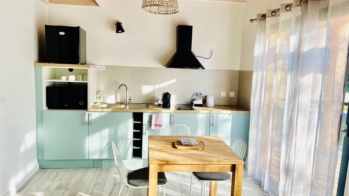 Thonon-les-Bains Cottage | Cottage C-Cottage-Ensuite