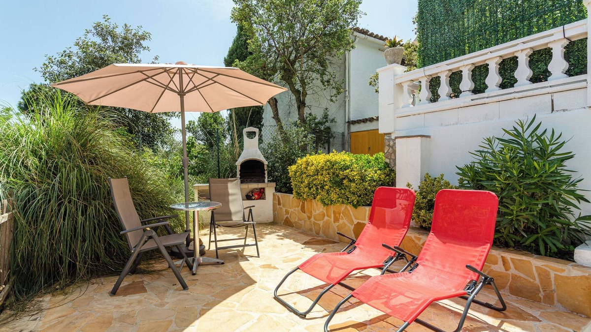 Tossa de Mar Cottage | Cottage "Cosy Holiday" close to the Beach with Garden