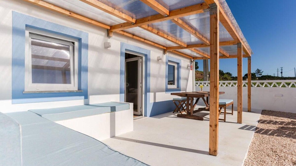 Aljezur Cottage | Cottage in Aljezur- 2 bed Ensuite-casinha da Ivone