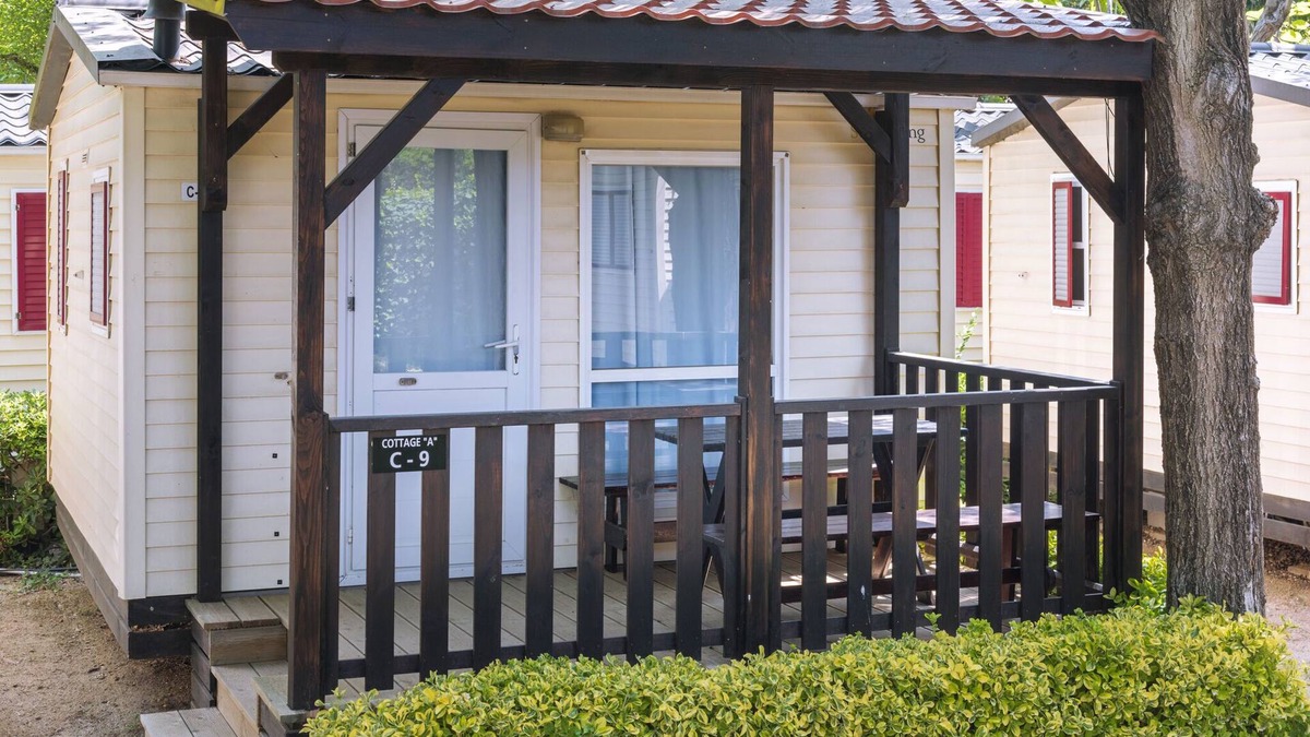 Blanes Ski Chalet | Cottage in Blanes near Costa Brava Beach