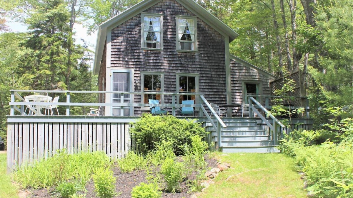Bayville Cottage | Cottage in Boothbay Harbor - Dock Access, Tennis, Linekin Bay