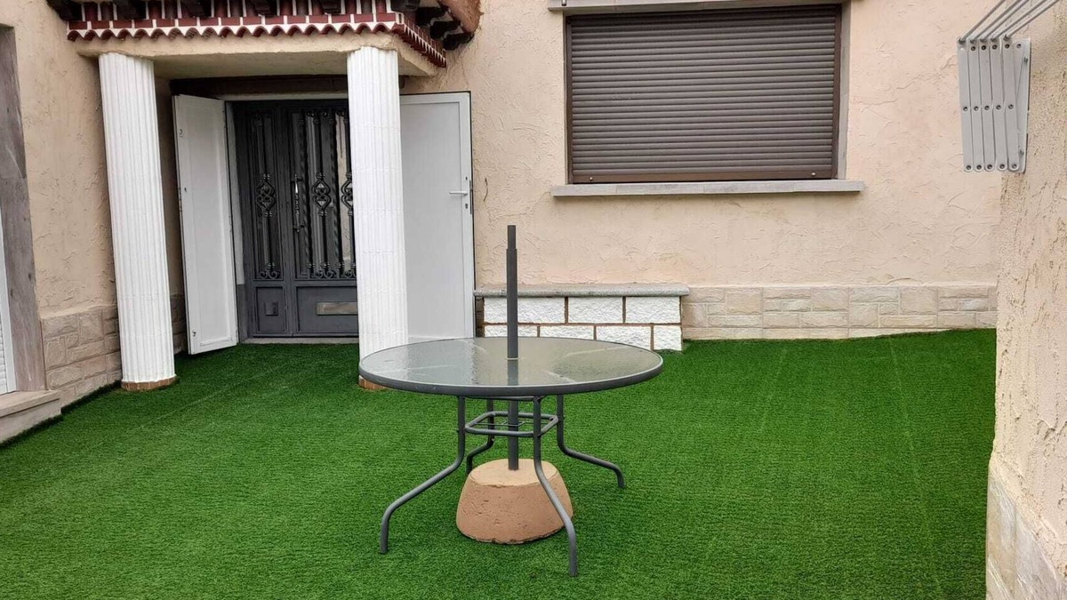 Frades de la Sierra Cottage | Cottage in a Rural environment, travel with your pet!