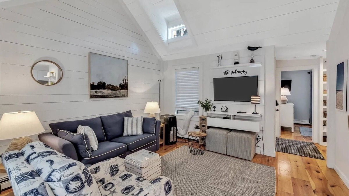 Mashpee Cottage | Cottage in Maushop Village.