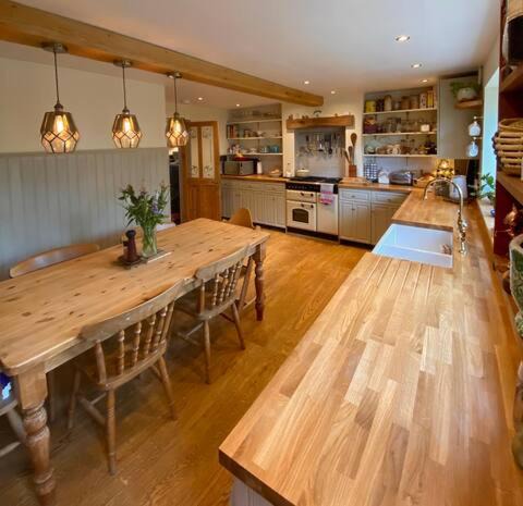 Frome House | Cottage in the Heart of Frome