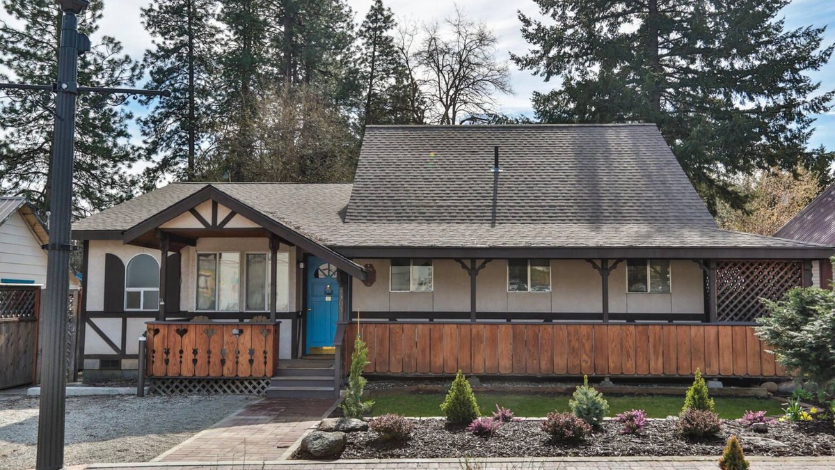 Leavenworth Cottage | Cottage in Town Leavenworth - Walking distance to downtown