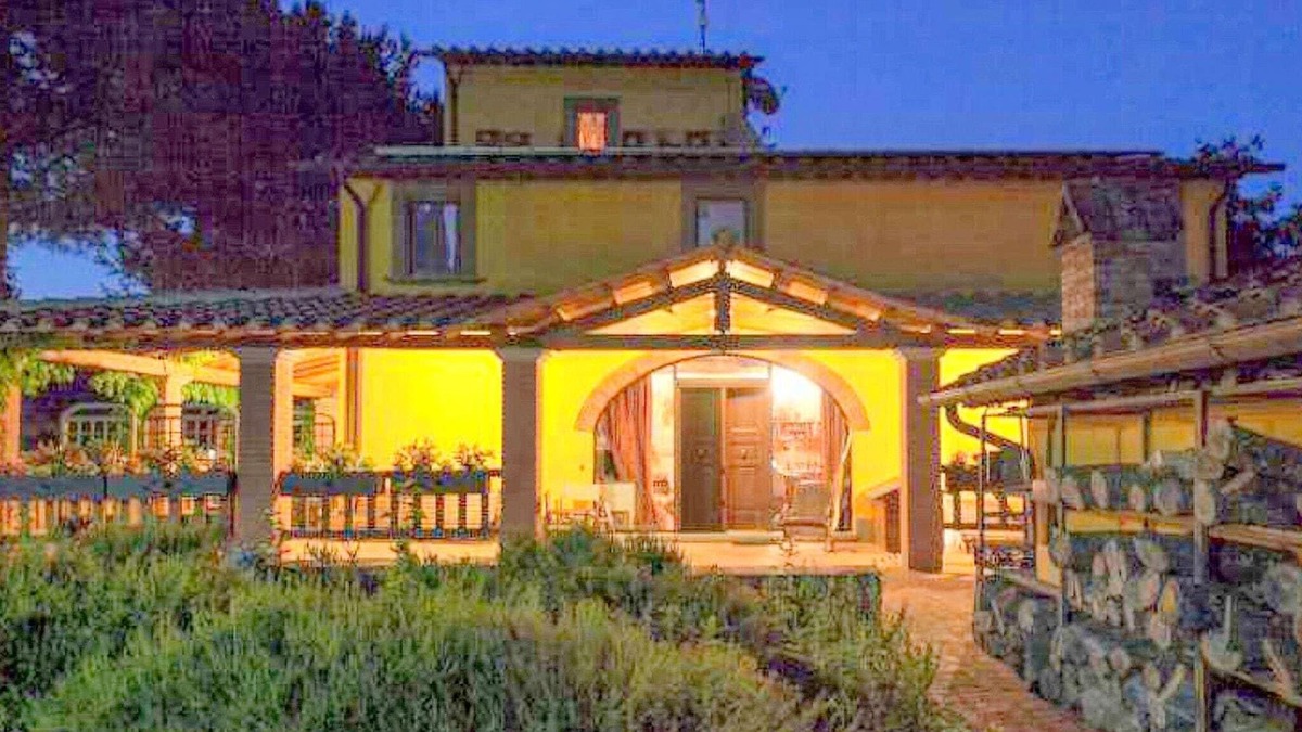 Terranuova Bracciolini Cottage | Cottage in Loro Ciuffenna with Pool & Sauna