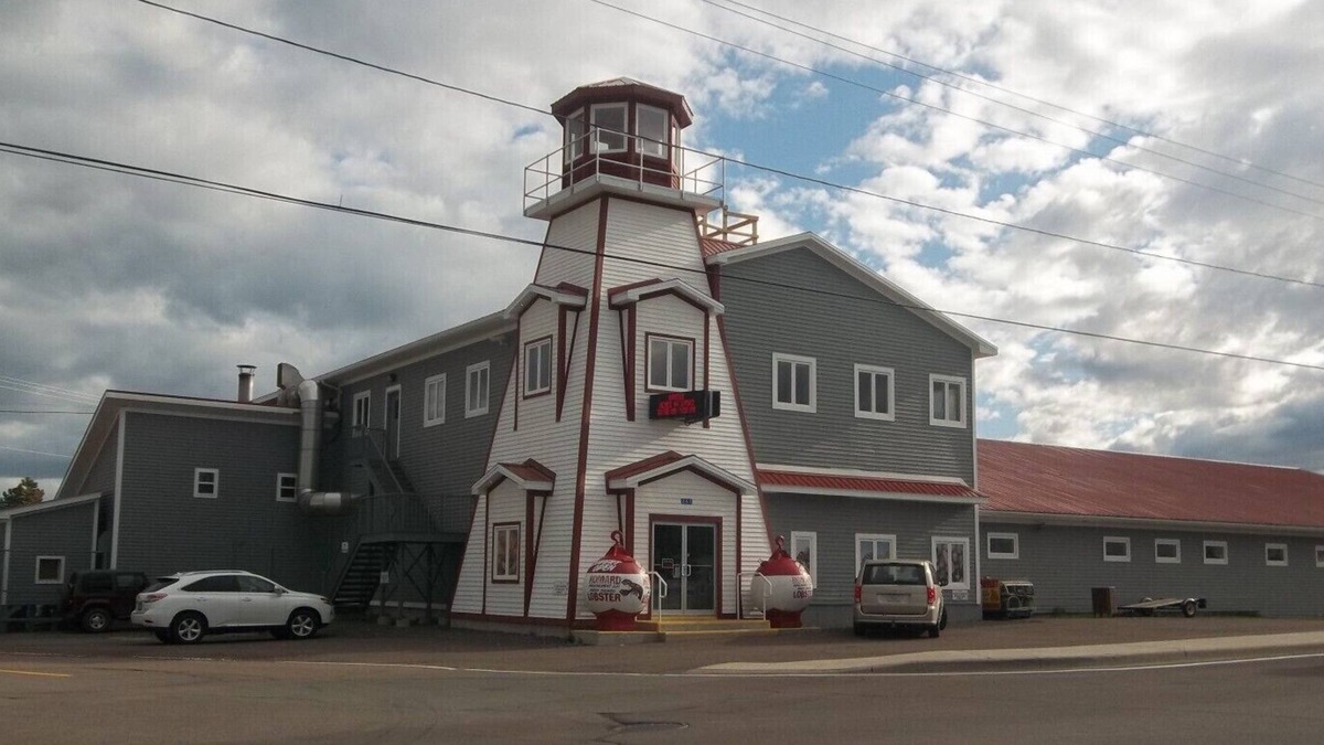 Shediac Ski Chalet | Cottage Jasmine on the Bay