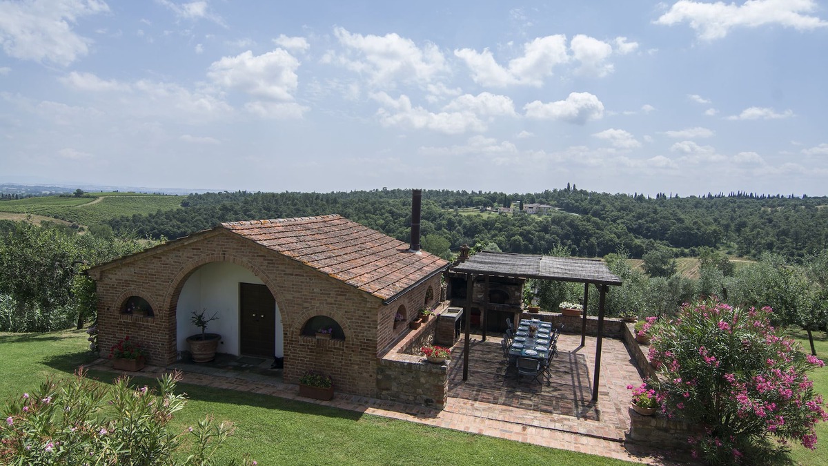 Santarello House | Cottage Le Pozze . between green style and suggestions.