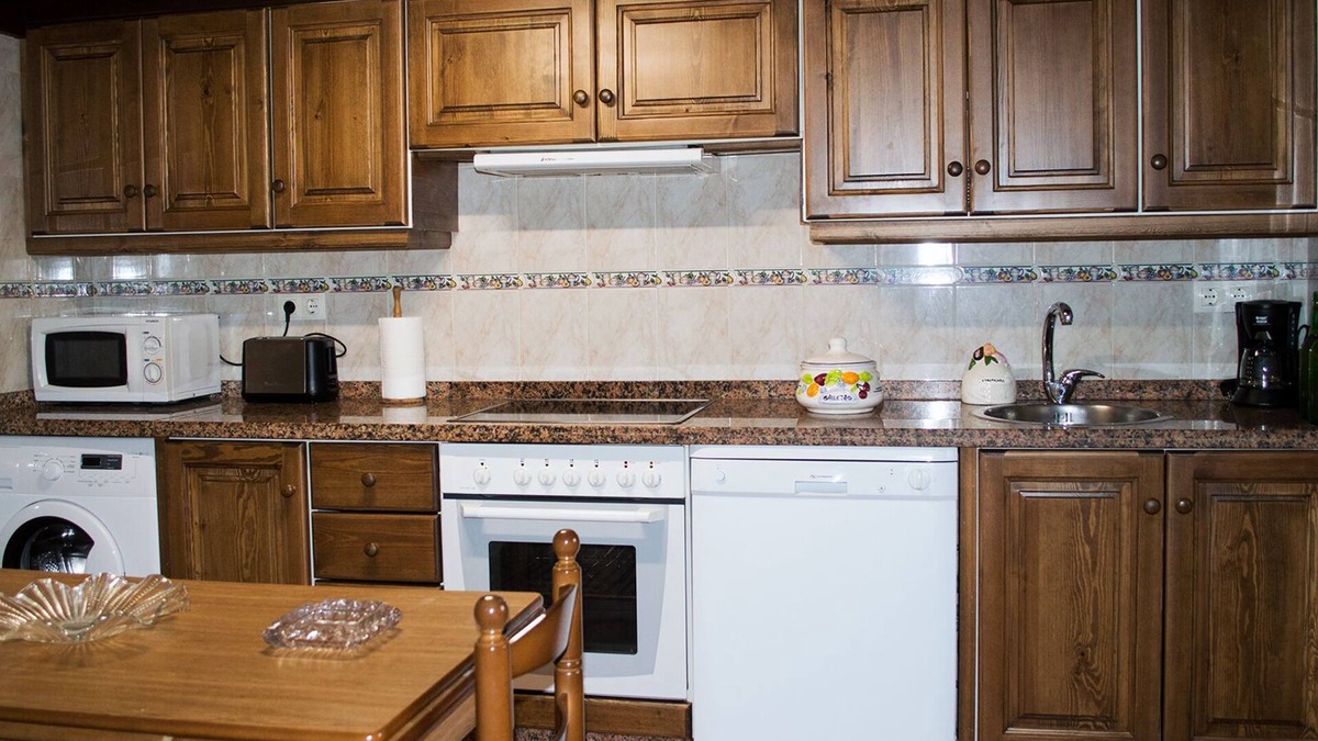 Obaya Cottage | Cottage located in the village of Loroñe in the Asturian coast Colunga.