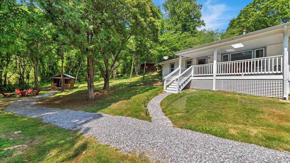 Burnsville Cottage | Cottage near Burnsville with Game House & Firepit
