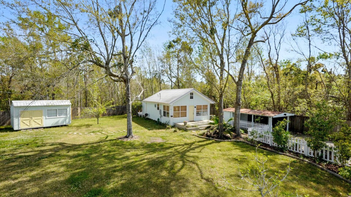 Waveland Cottage | Cottage Oasis less than a mile from the Waveland Beach