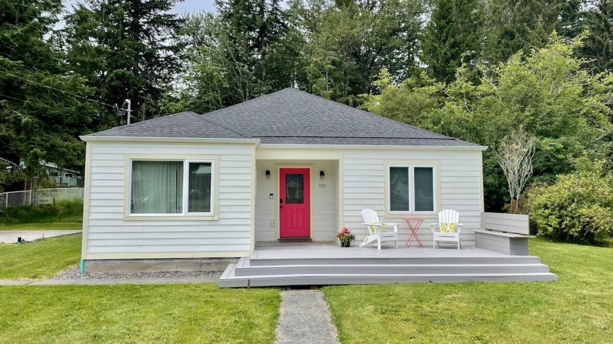 Whatcom Falls Cottage | Cottage of Tranquility