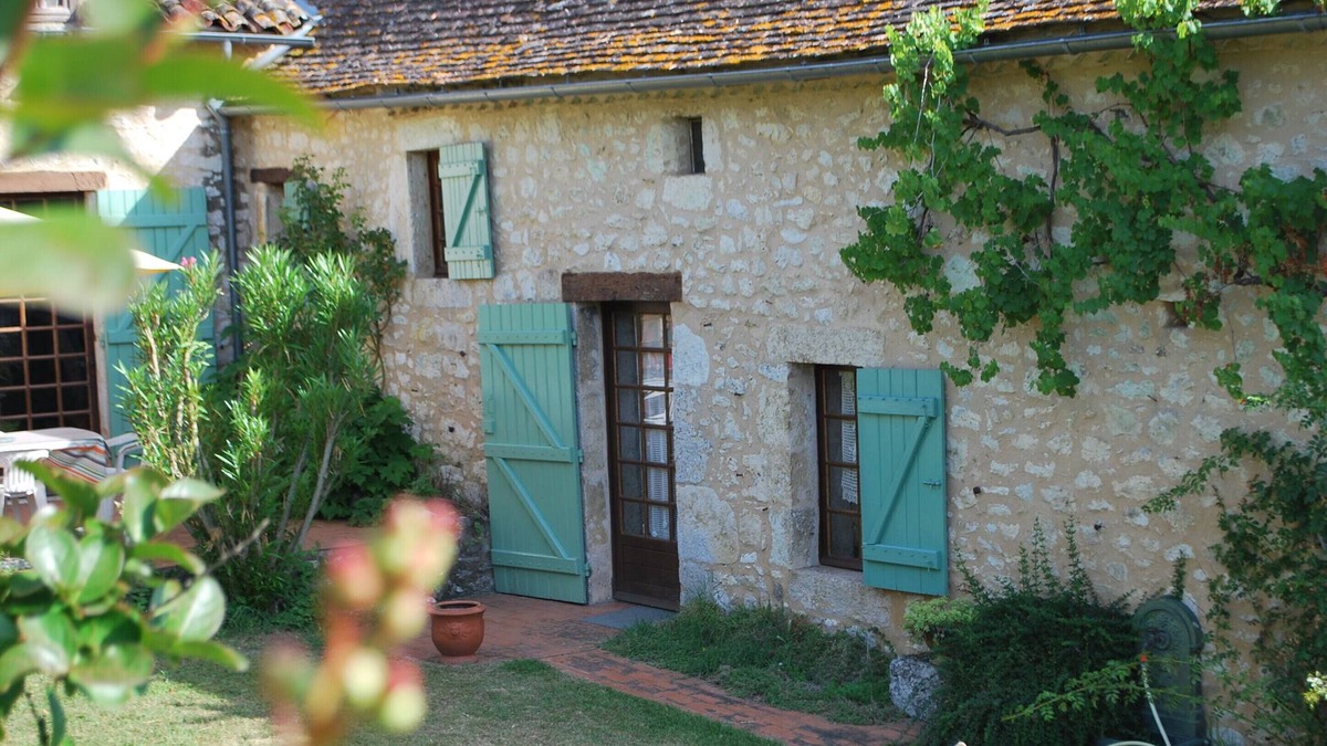 Eymet Cottage | Cottage old stones Eymet "the hollyhocks"