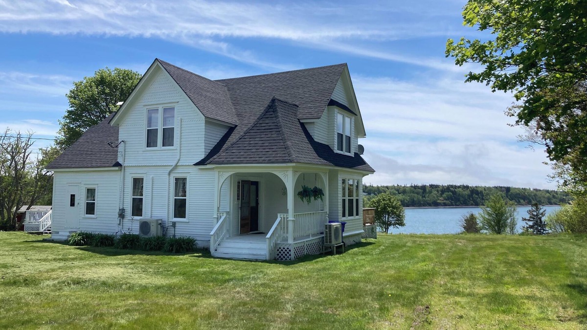 Welshpool Other | Cottage on Friar's Bay
