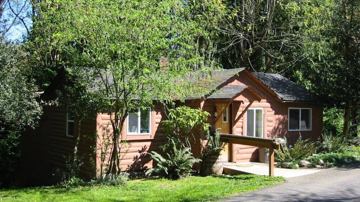 Poulsbo Cottage | Cottage on Hood Canal Pouslbo