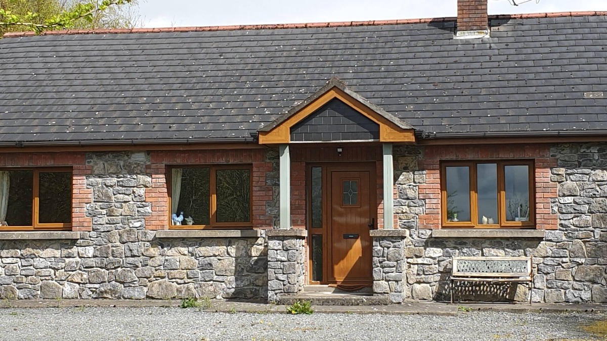 Newtowncashel House | Cottage on Lough Ree/River Shannon in the heart of Ireland
