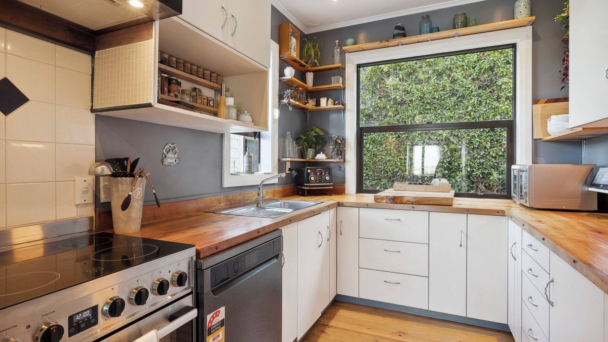 Dunedin House | COTTAGE ON LYNN