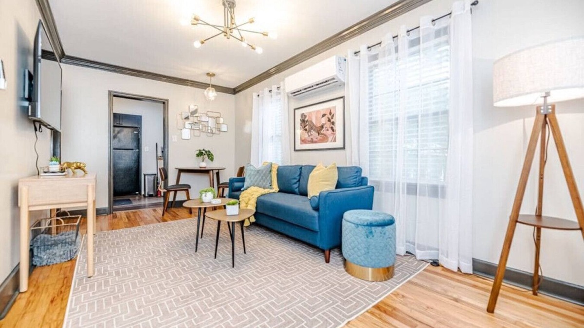 Southern Pines House | Cottage on Ridge- Short & Extended Stays