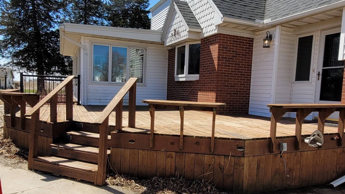 Ackley House | Cottage on Tenth