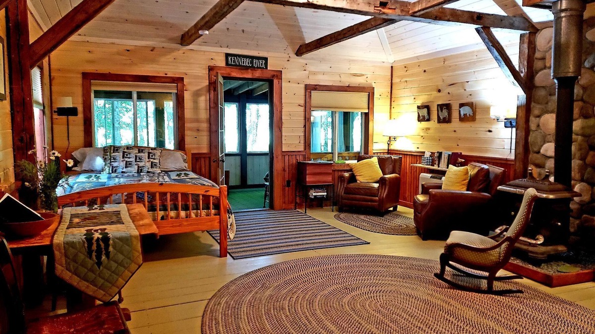 Caratunk Cottage | Cottage on the Kennebec