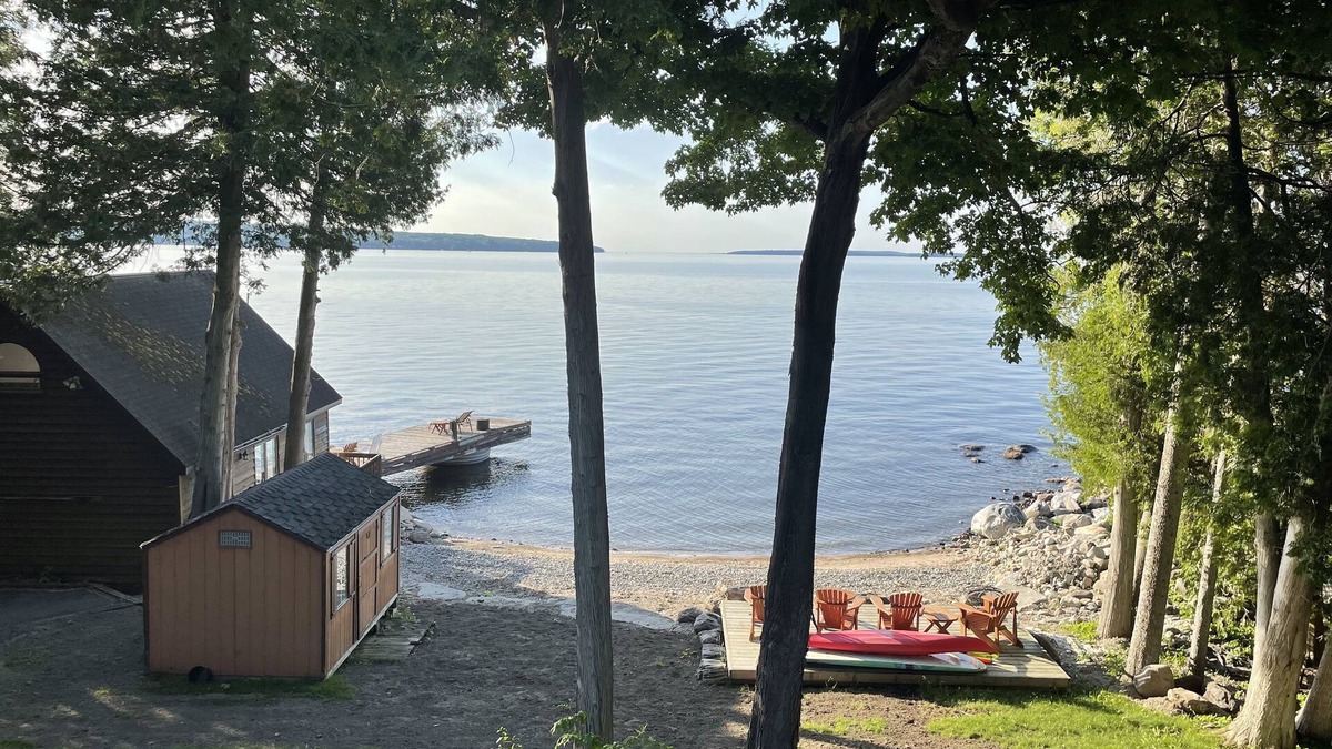 Port McNicoll Cottage | Cottage on the Lake