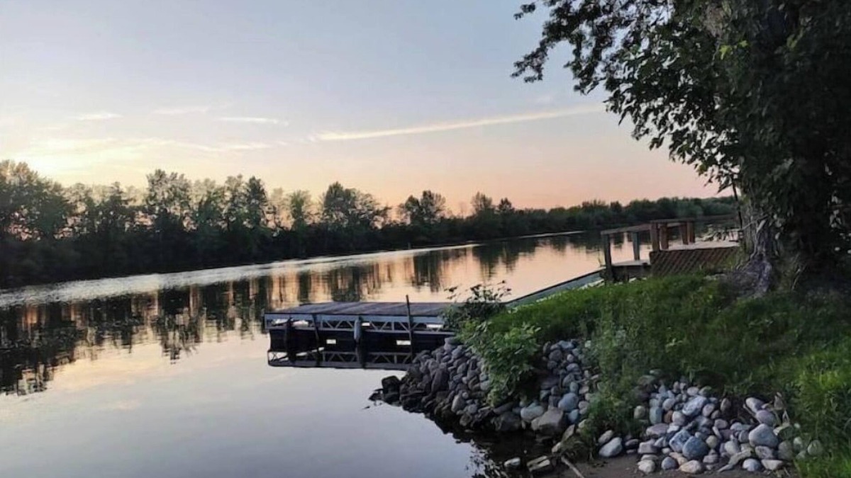 Otonabee-South Monaghan House | Cottage On The "O"