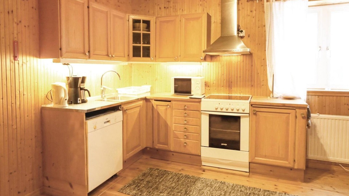 Fegen House | Cottage, only 100 m from the lake Fegen, which is known for its beauty and good fishing spots.