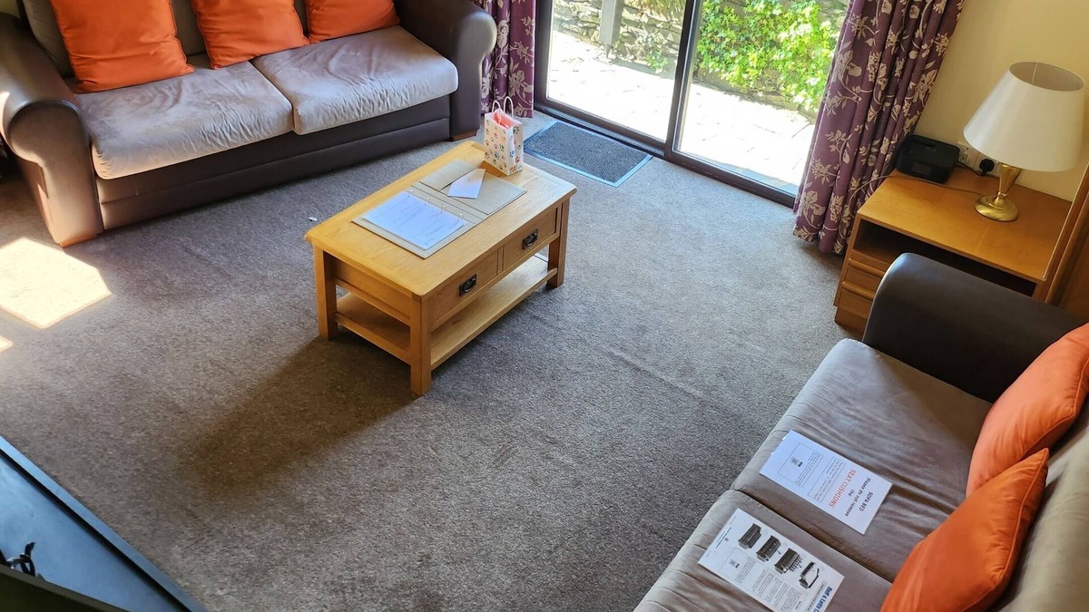 Backbarrow Cottage | Cottage-Private Bathroom-River view-Sleeps 6
