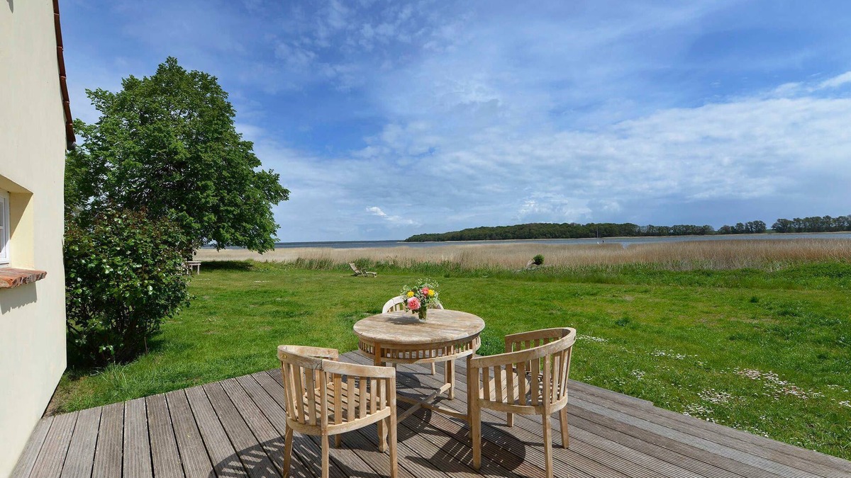 Grubnow Apartment | Cottage Remise for 6 persons with large terrace - Gut Grubnow Rügen