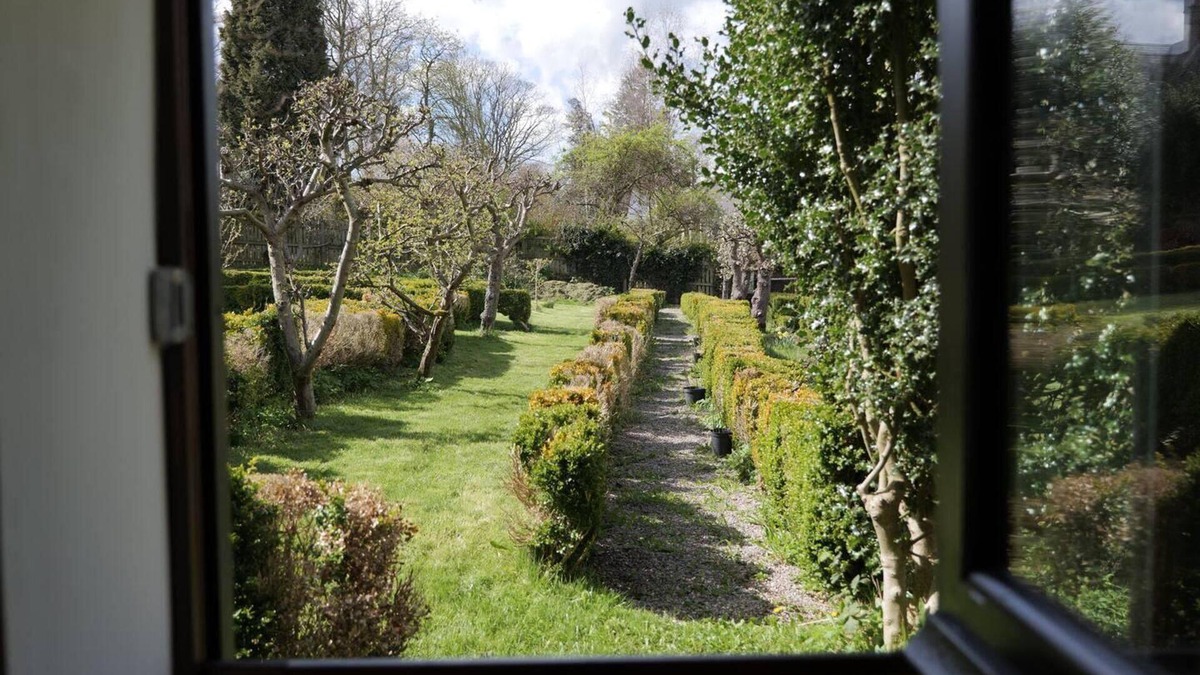Ryton Cottage | Cottage - Sleeps 2 - Garden - Parking