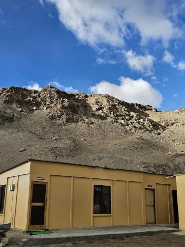 Karzok Cabin | Cottage Snowleopard Tsomoriri