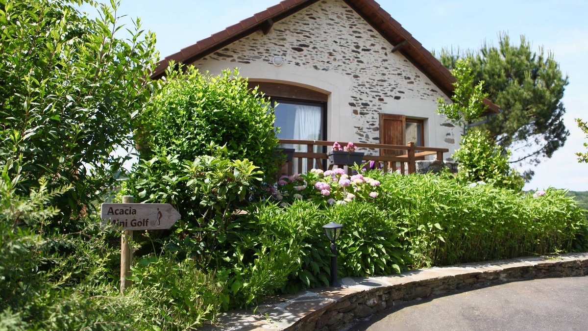 Linac Cottage | Cottage up to 6 pers. With heated indoor pool