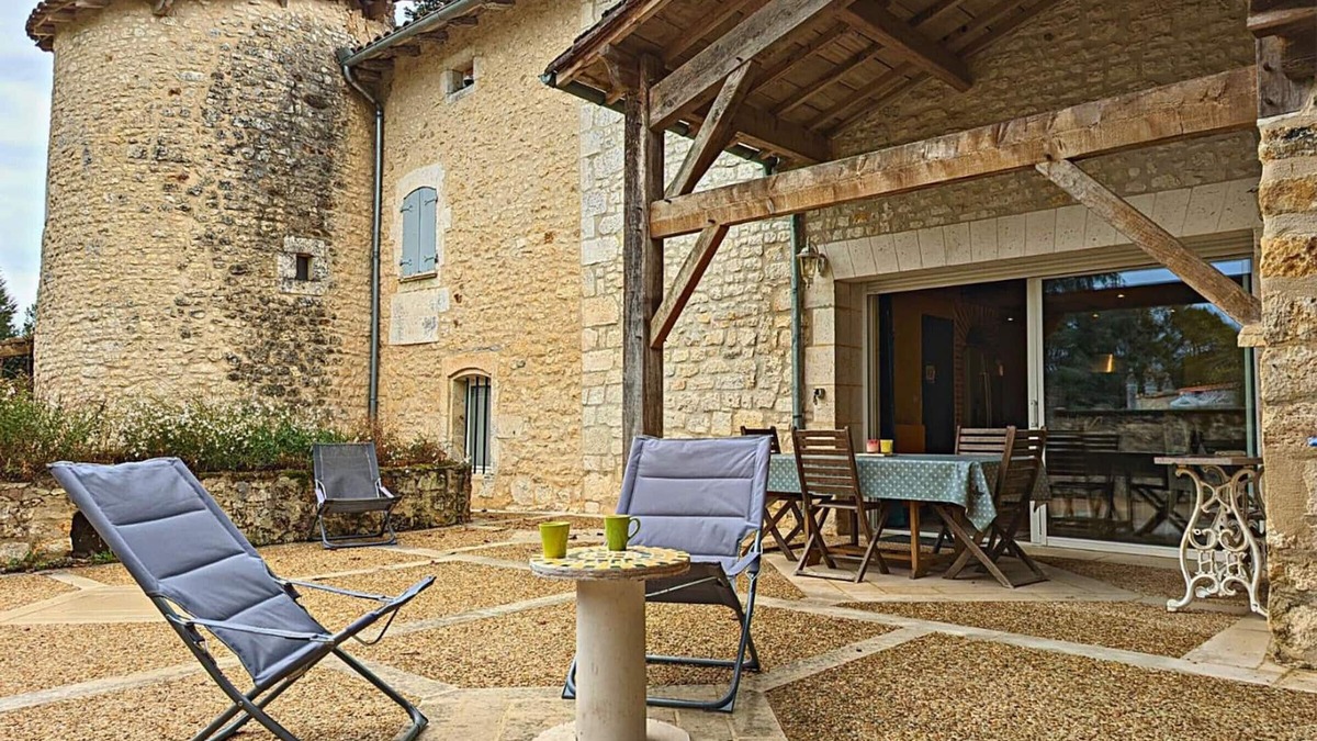 Charras Cottage | Cottage with Heated Pool, Jacuzzi and Private Garden